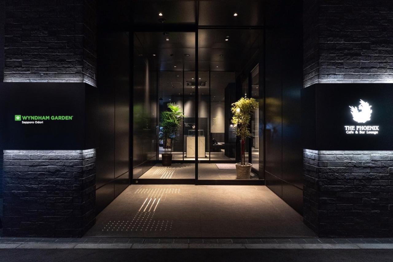 Hotel Wyndham Garden Sapporo Odori Esterno foto